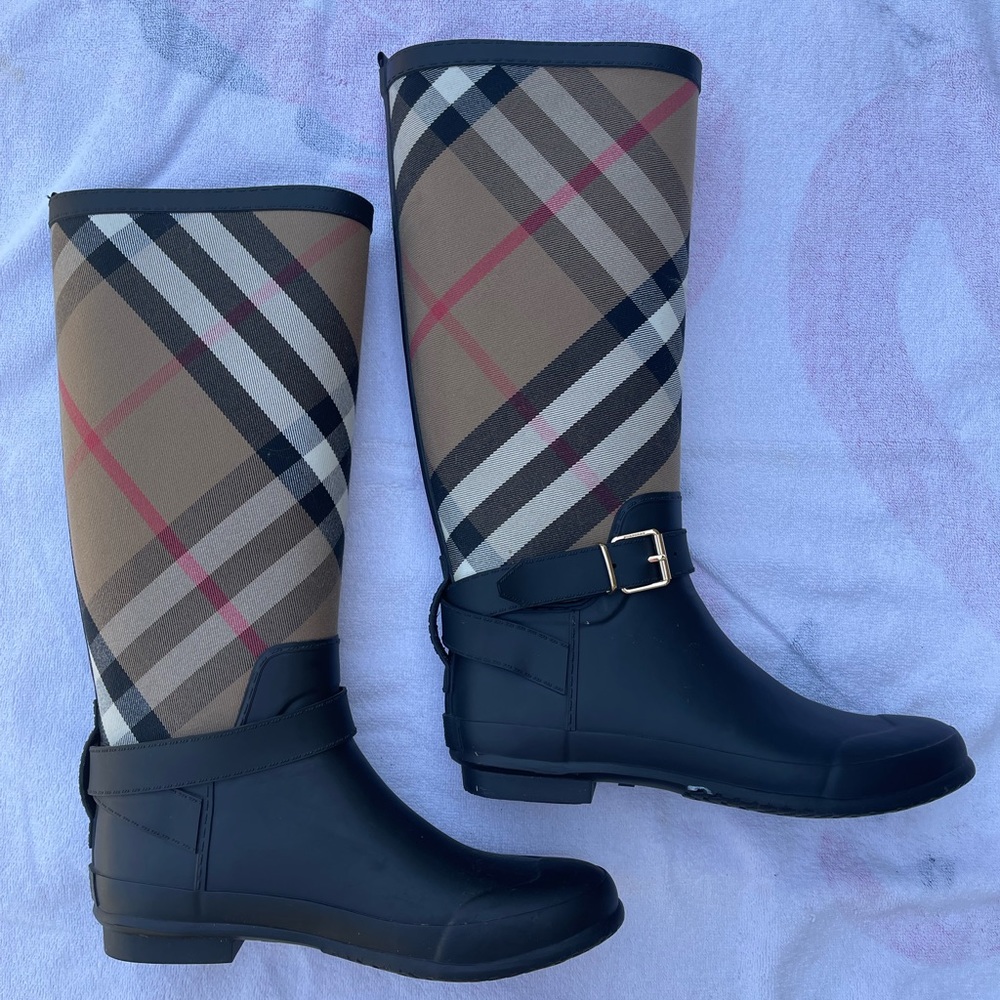 Authentic Burberry Rubber Rain Boots